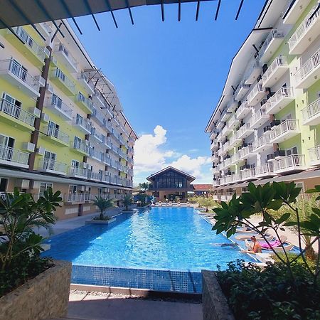 Ania Suite Room Lapu-Lapu City Exteriör bild