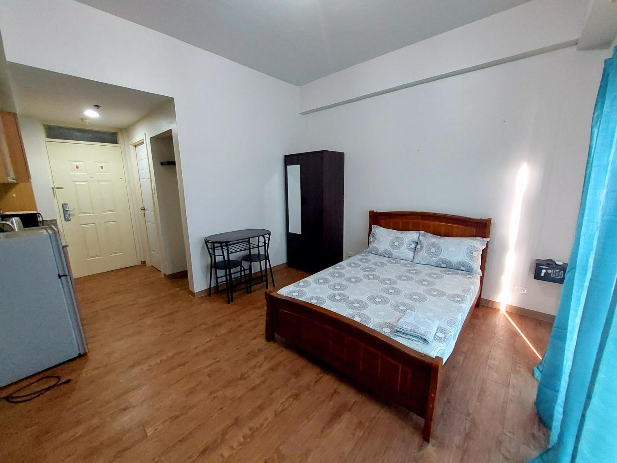 Ania Suite Room Lapu-Lapu City Exteriör bild
