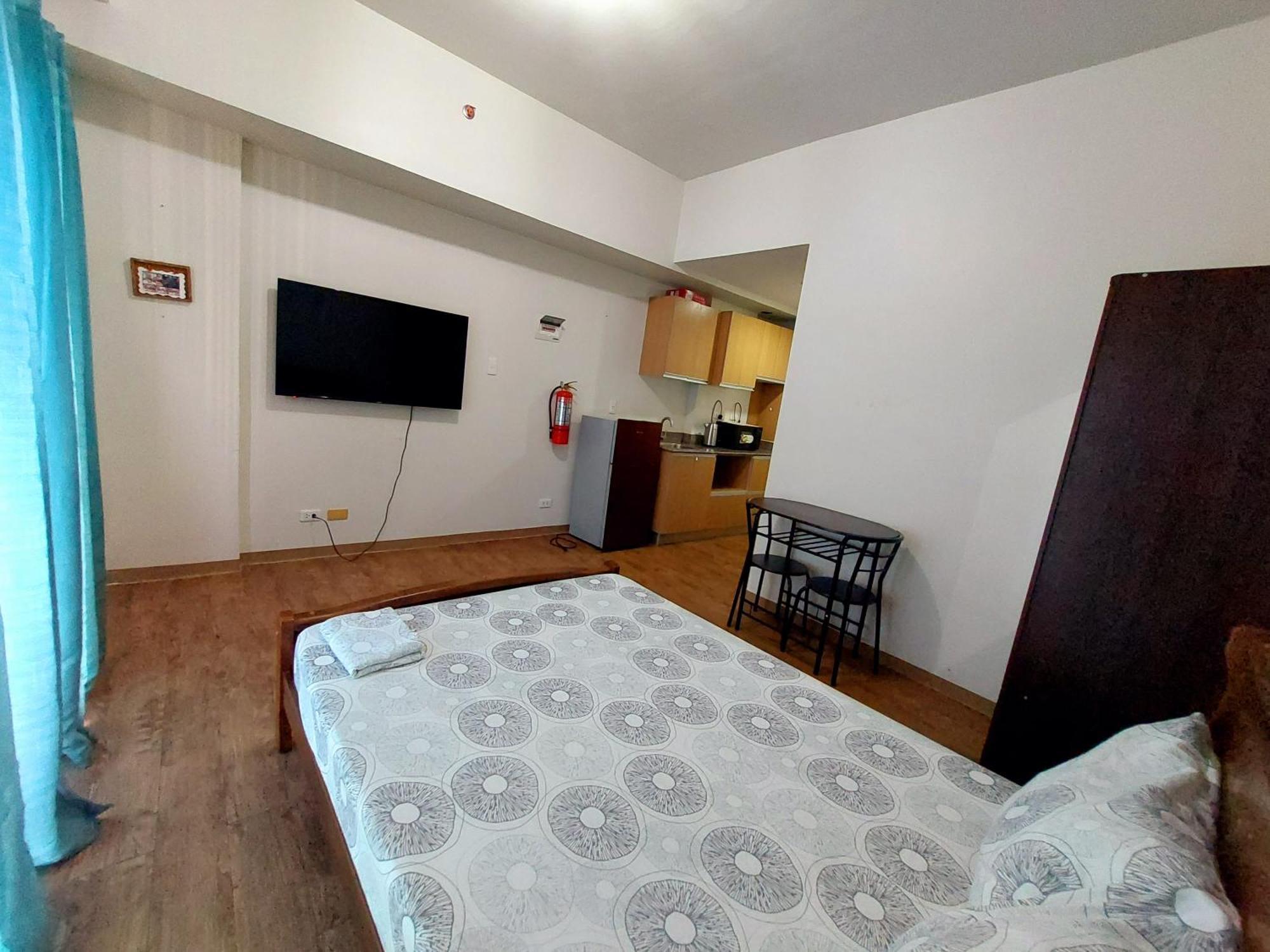 Ania Suite Room Lapu-Lapu City Exteriör bild