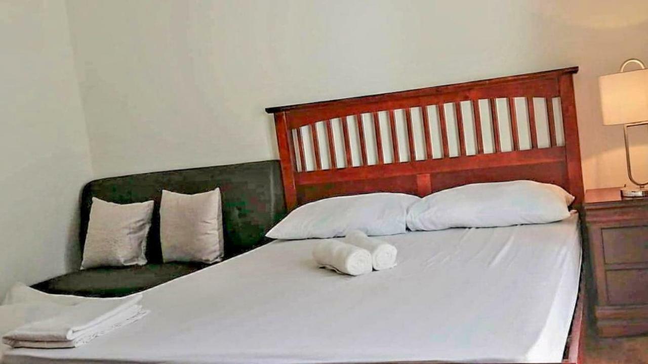 Ania Suite Room Lapu-Lapu City Exteriör bild