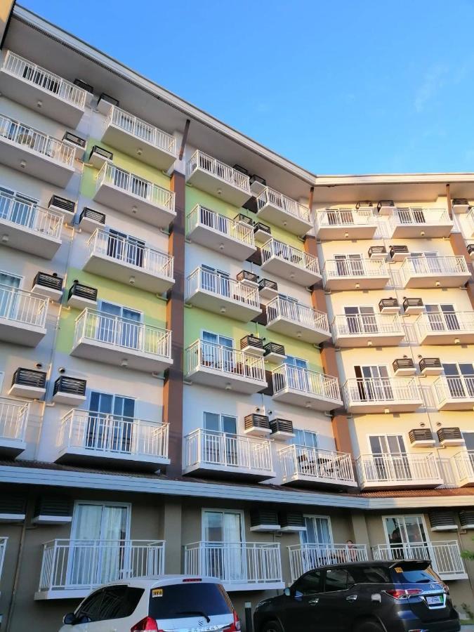 Ania Suite Room Lapu-Lapu City Exteriör bild