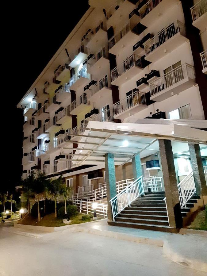Ania Suite Room Lapu-Lapu City Exteriör bild